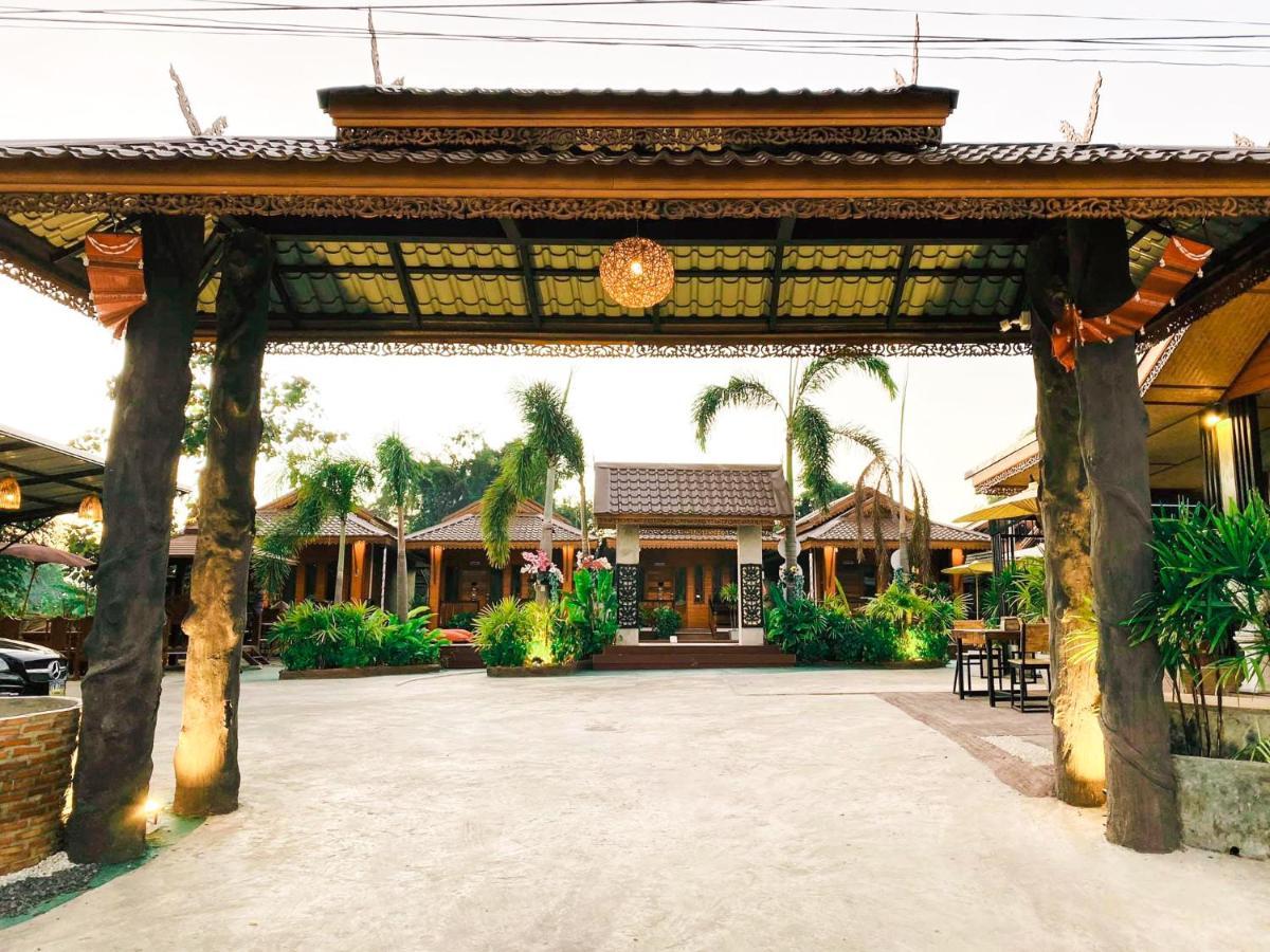 Khum Lanna Boutique Hotel Sisaket Luaran gambar