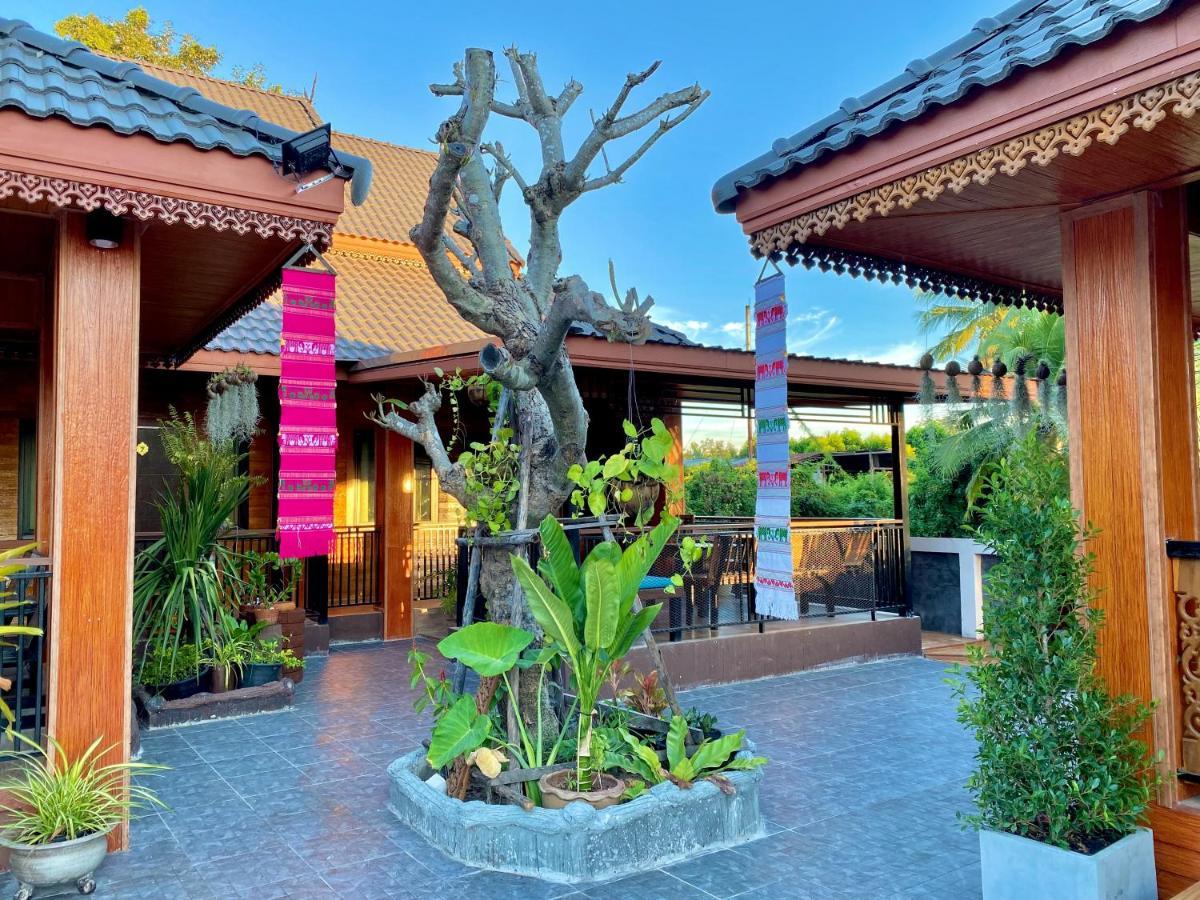 Khum Lanna Boutique Hotel Sisaket Luaran gambar