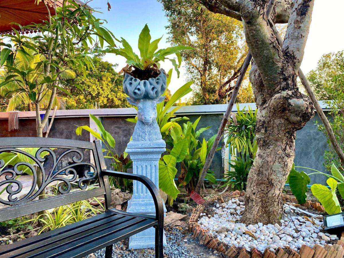 Khum Lanna Boutique Hotel Sisaket Luaran gambar