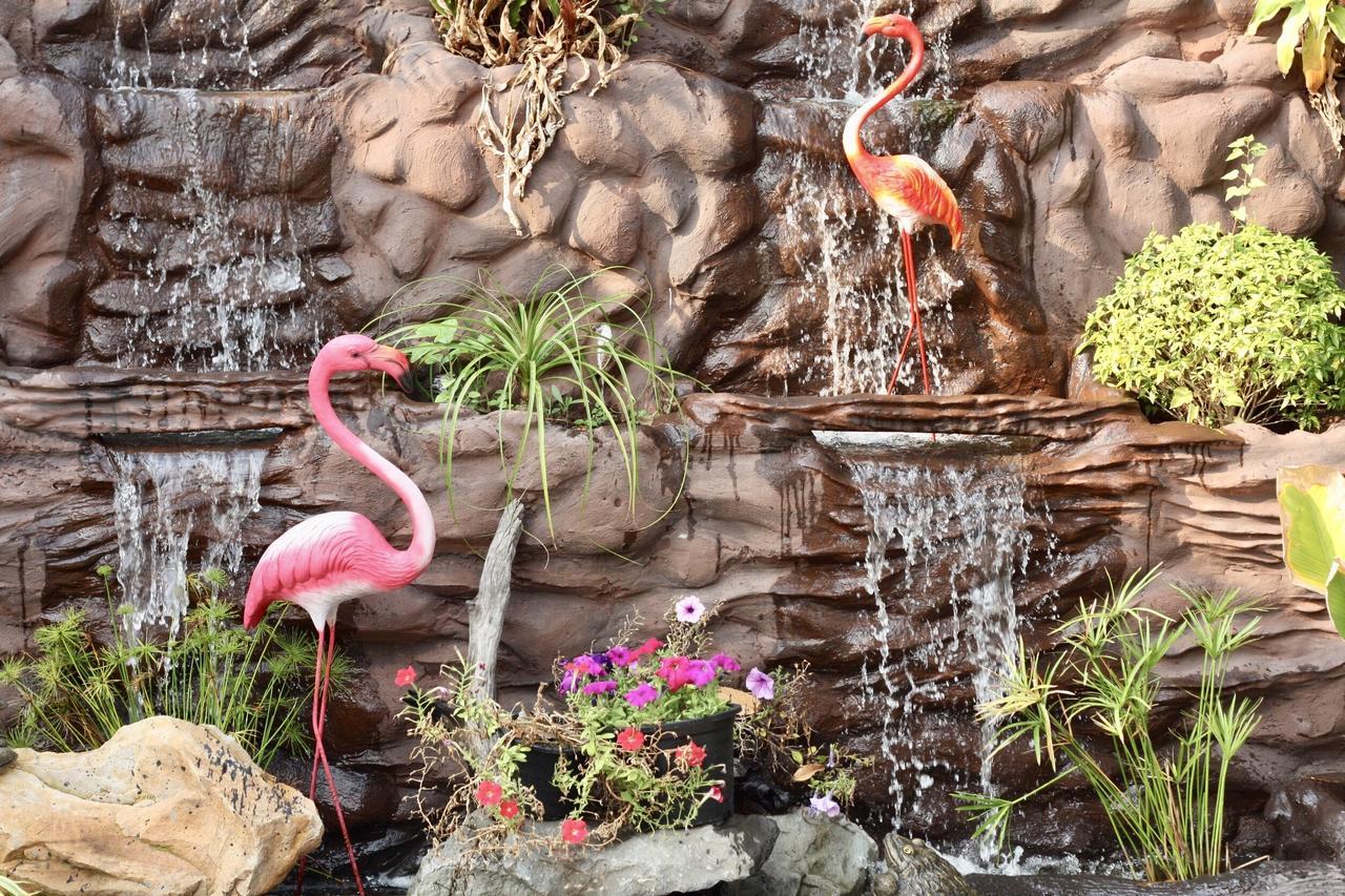 Khum Lanna Boutique Hotel Sisaket Luaran gambar