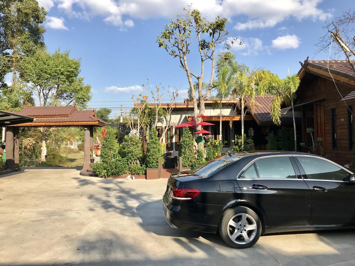 Khum Lanna Boutique Hotel Sisaket Luaran gambar